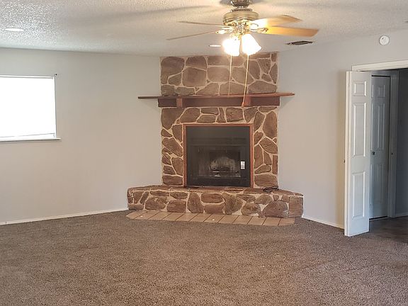 3rd image of 522 E 25th St