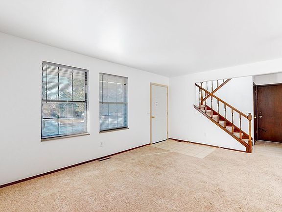 4th image of 5735 W 2nd Ave