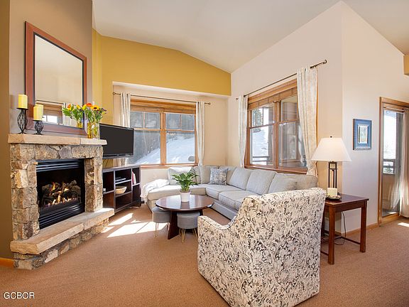 2nd image of 401 Nystrom Ln #1703