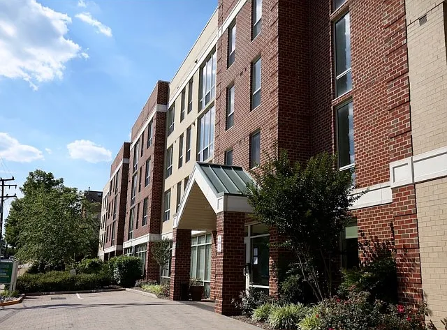 Thomas Place — Photo 9