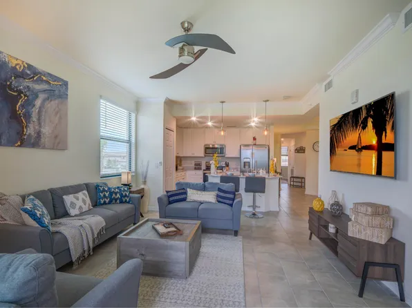 17520 Gawthrop Dr, Bradenton, FL