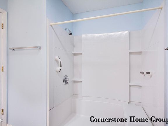 3rd image of 7443 Boulder Bluff Dr #104