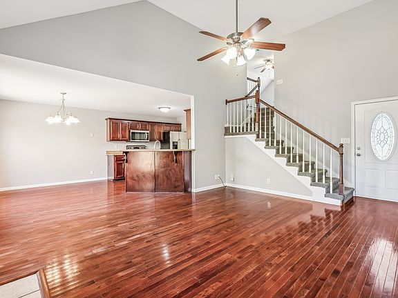 5th image of 3725 Nadia Dr