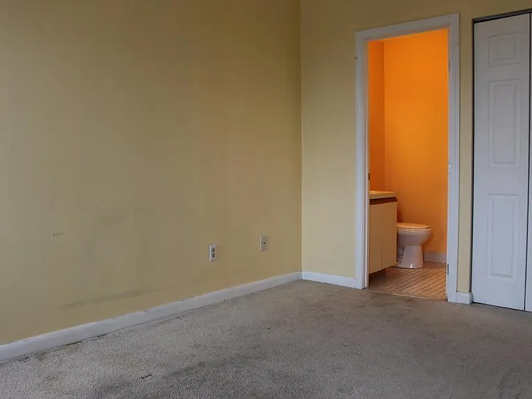 12 Walnut St #1 — Photo 28