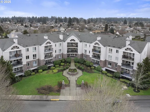 15530 NE Knott St Unit 32, Portland, OR 97230