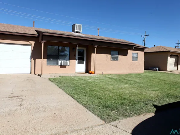 416 W Tierra Blanca Rd, Clovis, NM 88101
