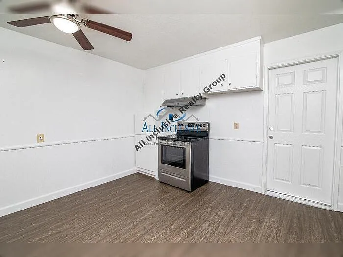 2710 Lerwick Rd — Photo 8