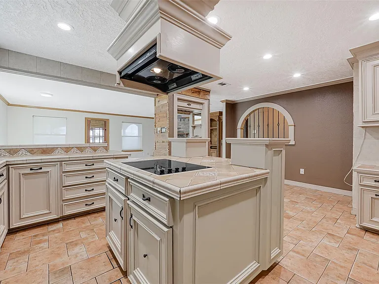 7742 Whidbey Island Dr — Photo 14