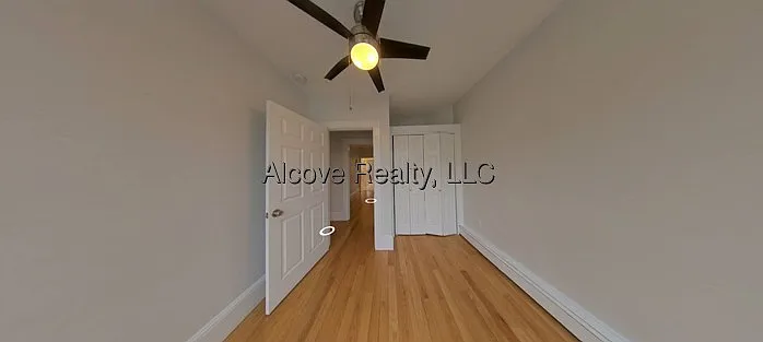 3 bed, 1.0 bath, 891 sqft, $3,650 — Photo 2