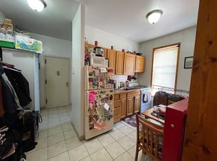 24-21 29th St #3R, Astoria, NY 11102