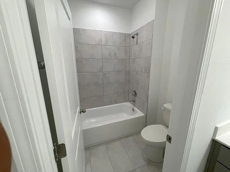 711 Cherry Elm Dr — Photo 26