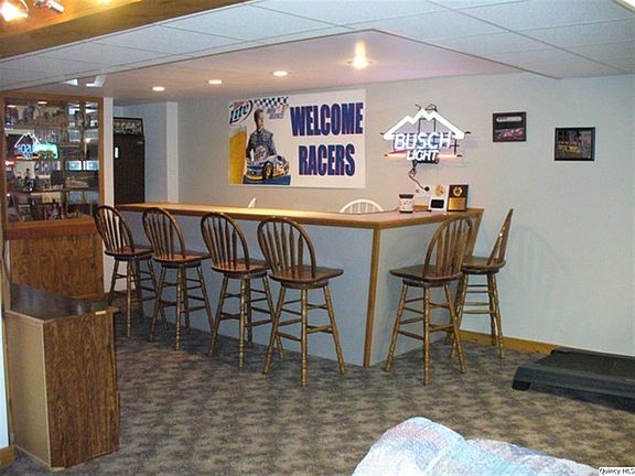 Home for Sale in Quincy, IL $159,900