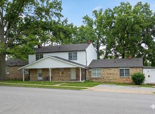 808-814 Nathan Ave #812, Saint Charles, MO 63301
