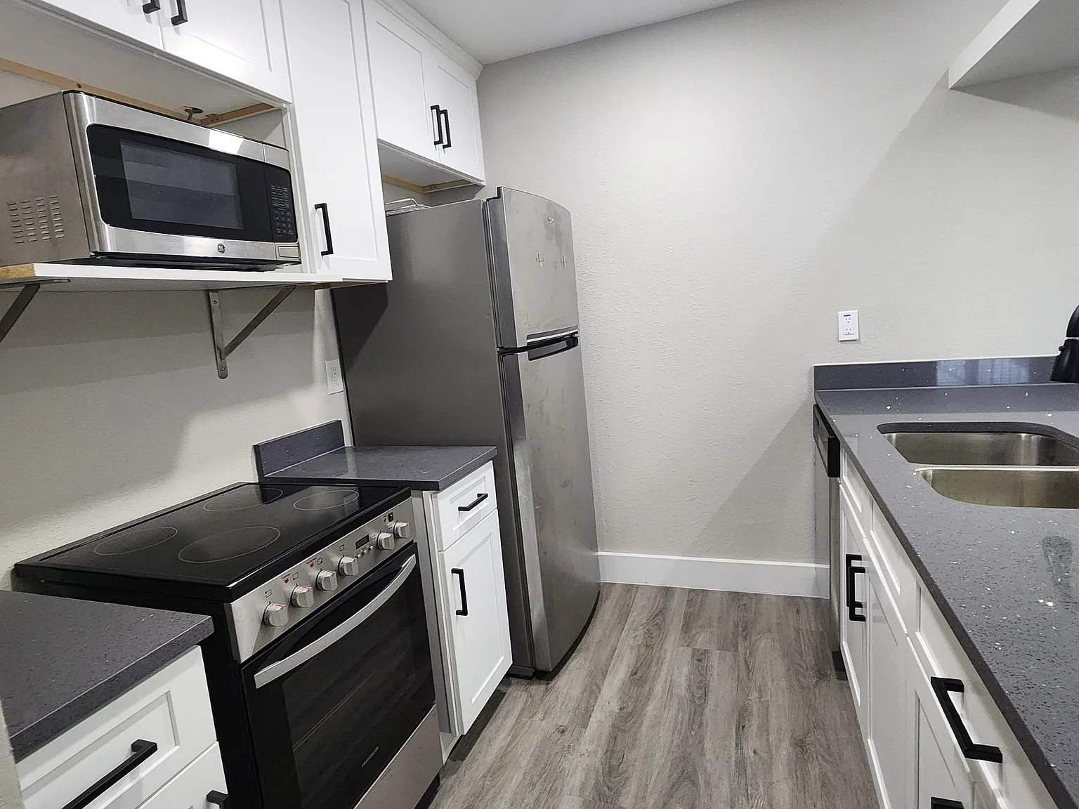 1 bed, 635 sqft, $1,325 — Photo 4