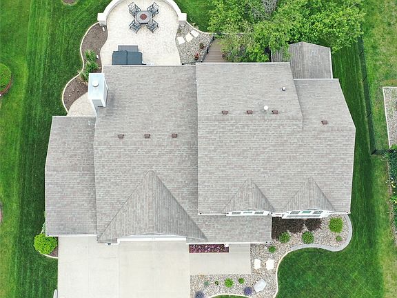 3rd image of 1406 NW Wagner Blvd
