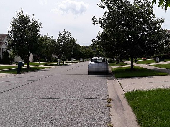 4th image of 7354 Maplelawn Dr