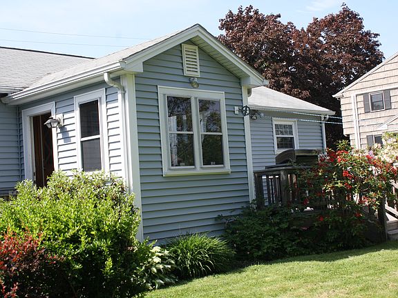 4th image of 129 Wayside Rd