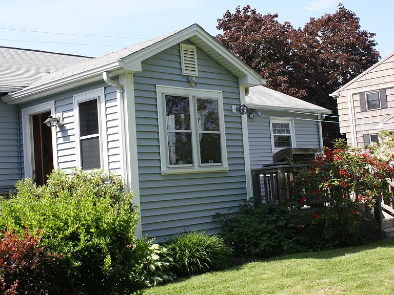129 Wayside Rd — Photo 4