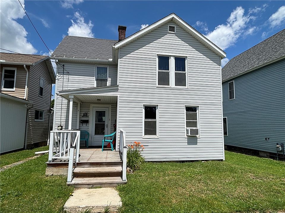 1st image of 305 Janeway St