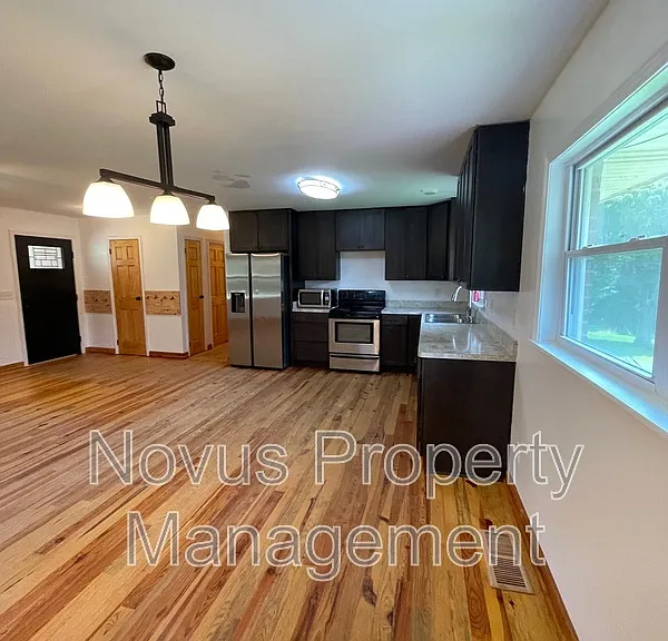 3942 W Highway 5 — Photo 1