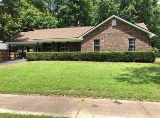 6986 E Heatherhill Dr, Bartlett, TN 38135