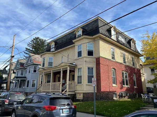 5-7 Hickok Place, Burlington, VT 05401