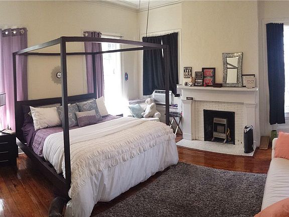 5th image of 124 E McDonough St APT 5