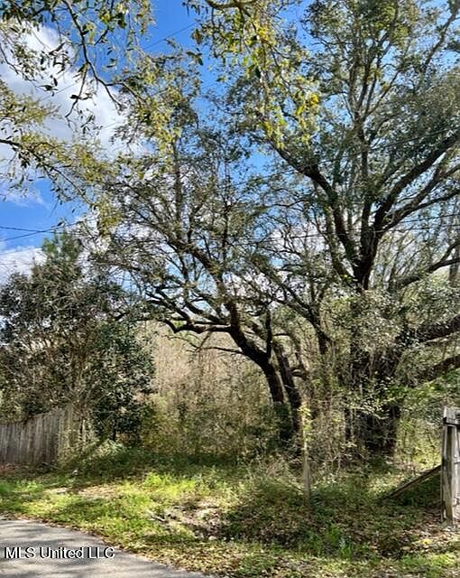 1st image of 9130 Road 556