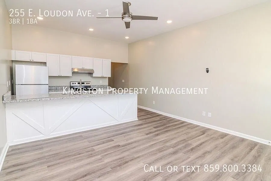 Gorgeous 3 Bedroom 1 Bathroom — Photo 2