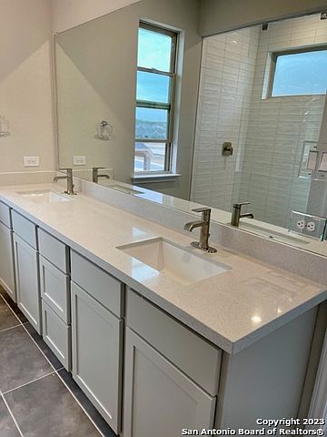 2nd image of 2614 River Pointe