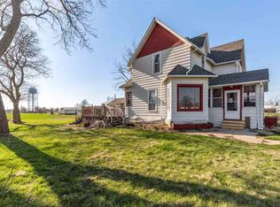 110 Grande Ave, Rowley, IA 52329