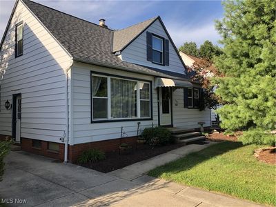 5019 N Barton Rd, Lyndhurst, OH, 44124