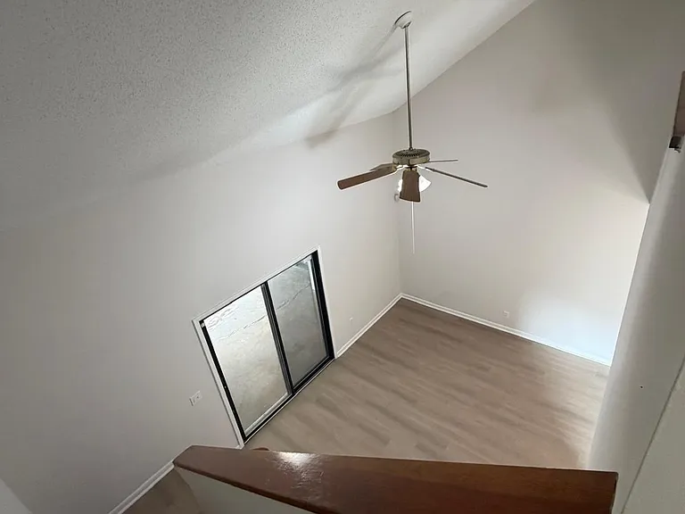 5557 Greatpine Ln S — Photo 12