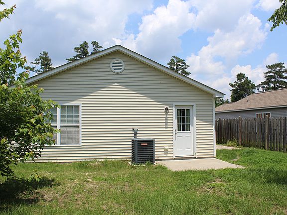 3rd image of 1465 Westpark Dr