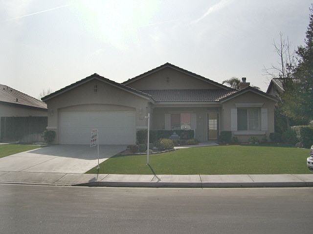 6917 Slickrock Drive. Bakersfield, CA