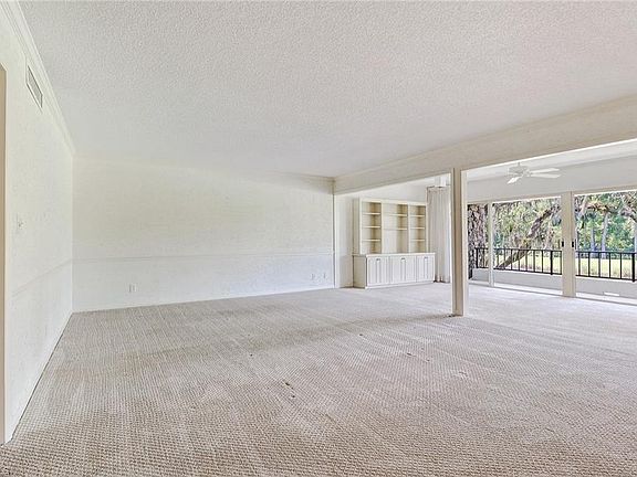 5th image of 108 Clubhouse Dr APT 264