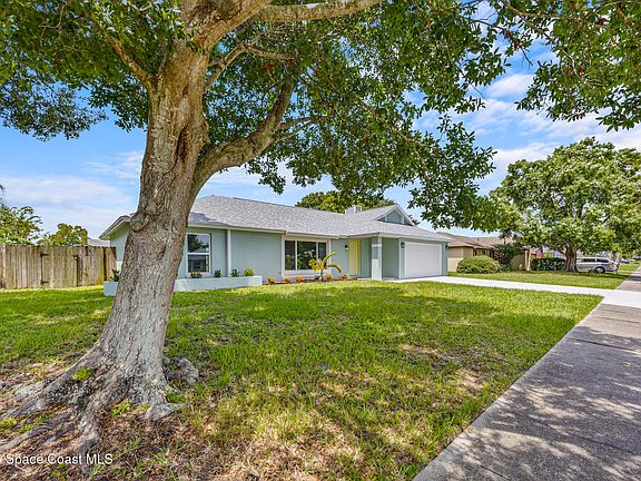 3rd image of 2554 Village Park Dr