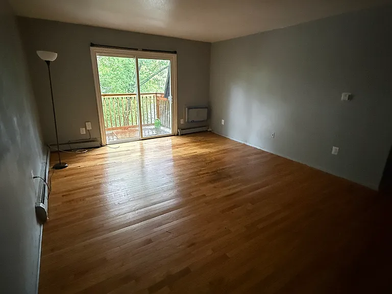 1047 Old Colony Rd #34 — Photo 2