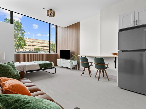4th image of 83 Scovill St #1R