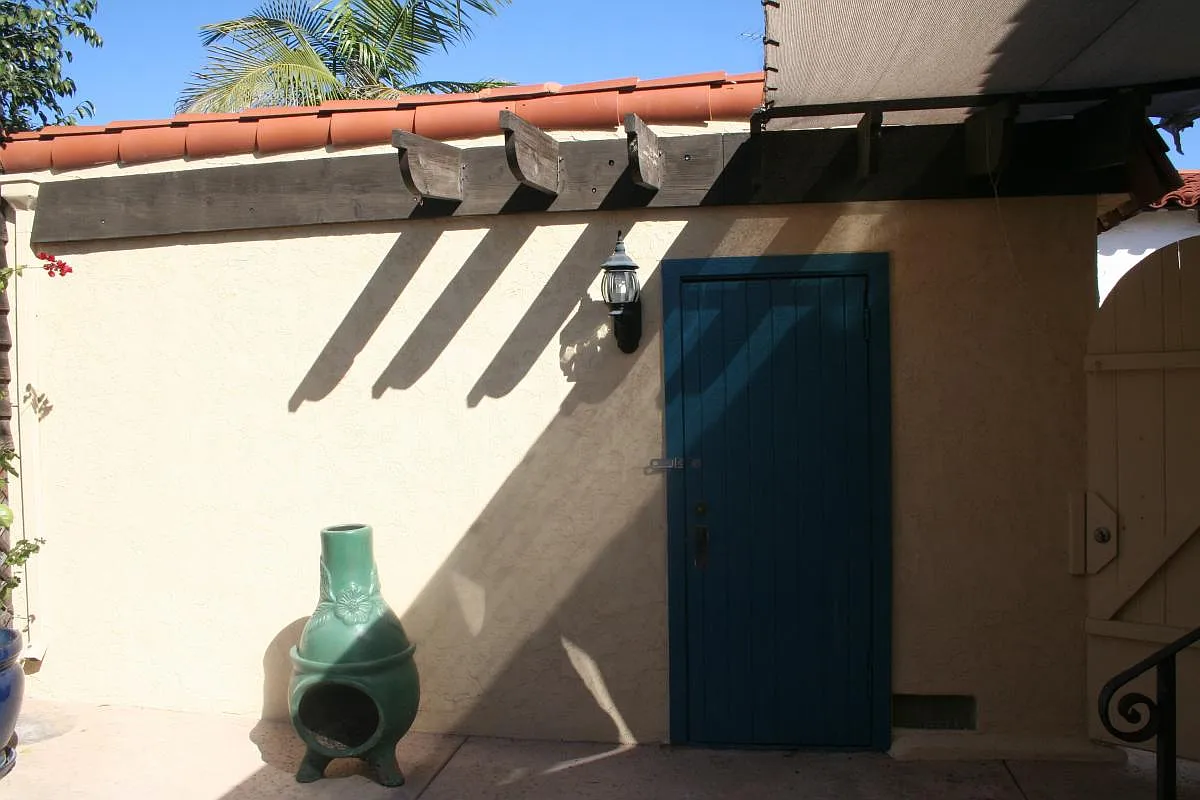 2 bed, 1014 sqft, $4,300 — Photo 4