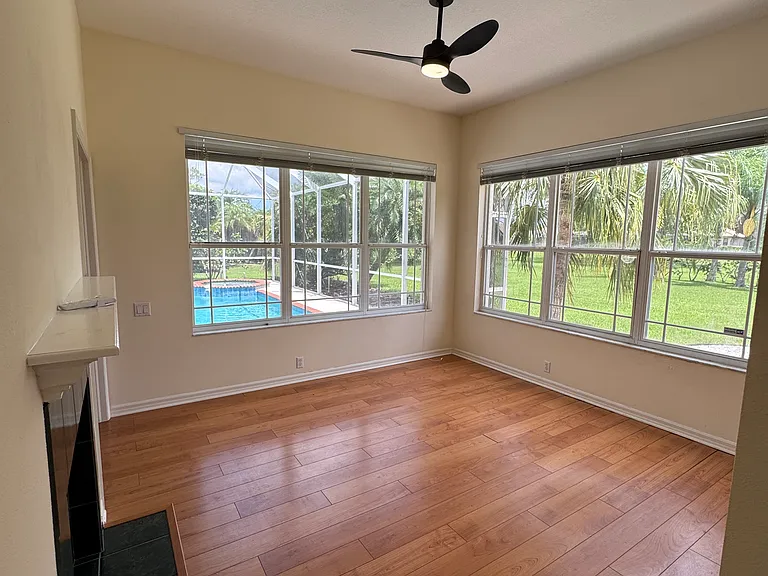10084 Cherry Hills Avenue Cir — Photo 12