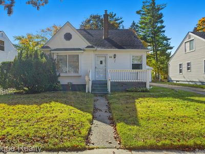 33 Canfield Dr, Mount Clemens, MI, 48043