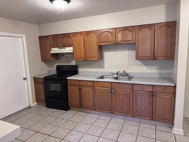 826 Amberjack Ln — Photo 3