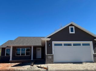 N9222 Dylan Dr, Appleton, WI 54915