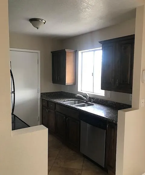 4047 E Carson Rd — Photo 9