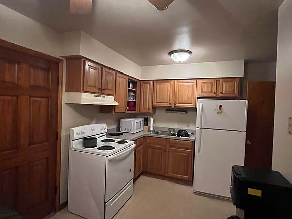5th image of 6330 Ambleside Dr #A