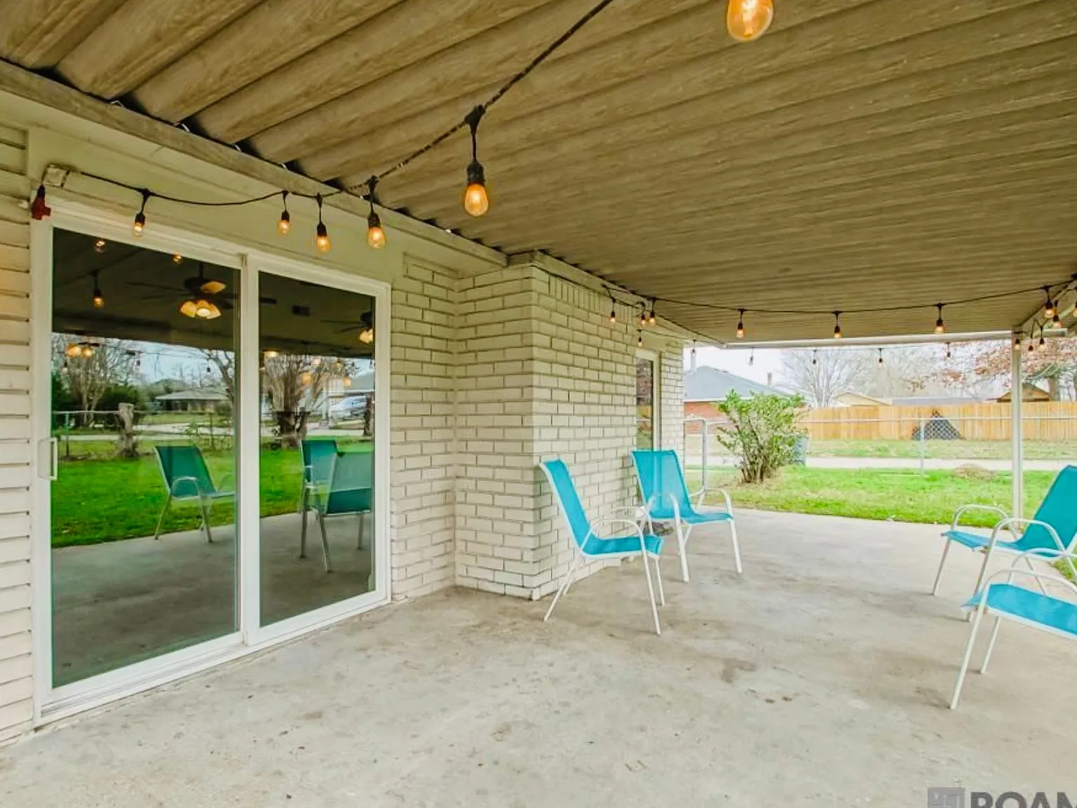 4 bed, 2.0 bath, 1942 sqft, $2,200 — Photo 4