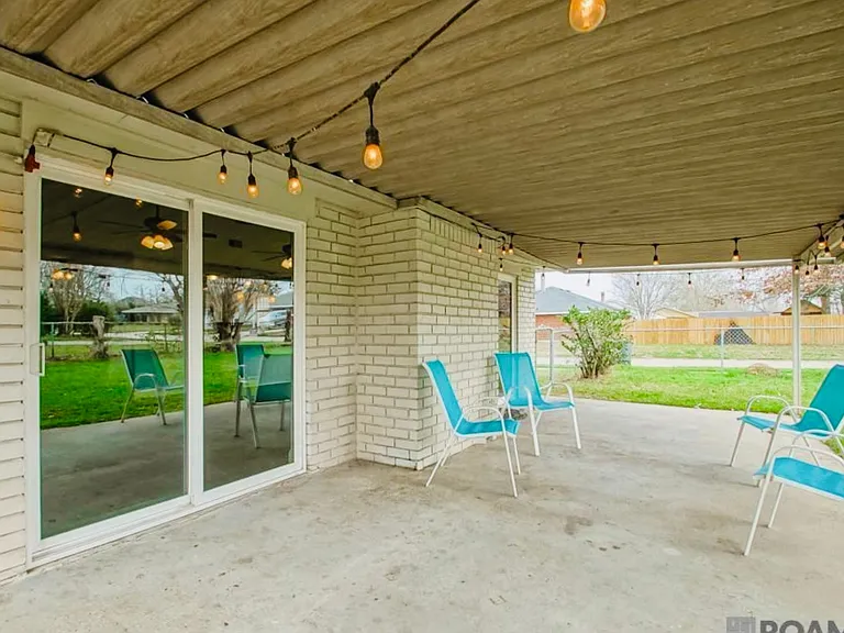 8705 Metairie Dr — Photo 4