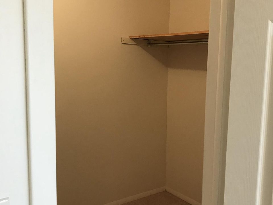 1st image of 11 Colatosti Pl APT 7