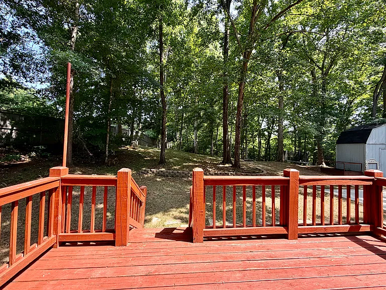 11809 Lansbury Ct — Photo 27